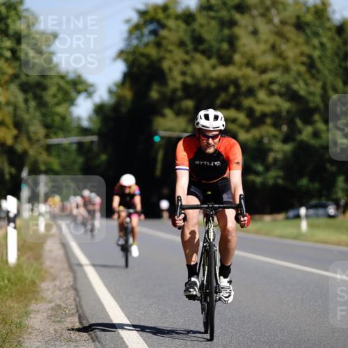 07.09.2025 - 19. Norderstedt Triathlon Michael Burmester http://msf.ph/oto/8848098 07.09.2025 11:34:44 Radfahren 736, 822, 1193 meine-sportfotos.de
