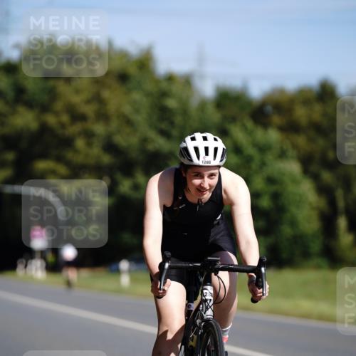07.09.2025 - 19. Norderstedt Triathlon Michael Burmester http://msf.ph/oto/8848130 07.09.2025 11:34:57 Radfahren 1288 meine-sportfotos.de