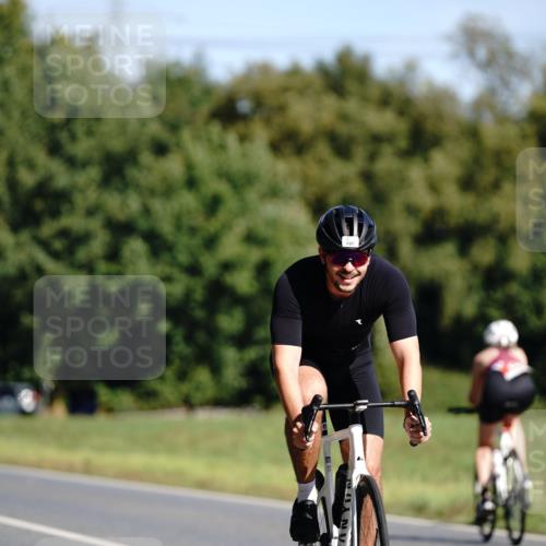 07.09.2025 - 19. Norderstedt Triathlon Michael Burmester http://msf.ph/oto/8848190 07.09.2025 11:35:20 Radfahren 191, 734, 775 meine-sportfotos.de