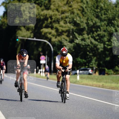 07.09.2025 - 19. Norderstedt Triathlon Michael Burmester http://msf.ph/oto/8848218 07.09.2025 11:35:34 Radfahren 279, 795, 1170 meine-sportfotos.de