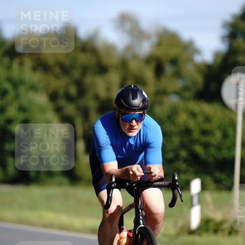 07.09.2025 - 19. Norderstedt Triathlon Michael Burmester http://msf.ph/oto/8848234 07.09.2025 11:35:49 Radfahren 252, 303, 815 meine-sportfotos.de