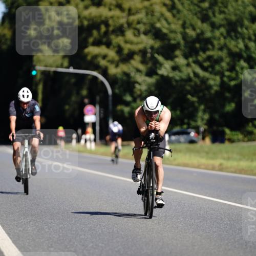 07.09.2025 - 19. Norderstedt Triathlon Michael Burmester http://msf.ph/oto/8848260 07.09.2025 11:36:05 Radfahren 1383 meine-sportfotos.de