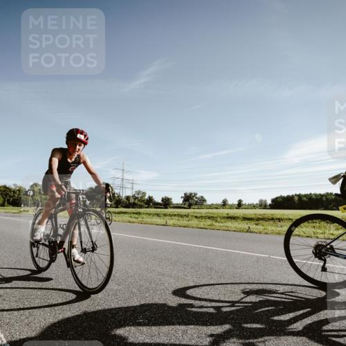 07.09.2025 - 19. Norderstedt Triathlon Michael Burmester http://msf.ph/oto/8849133 07.09.2025 09:38:05 Radfahren 594, 600, 604 meine-sportfotos.de