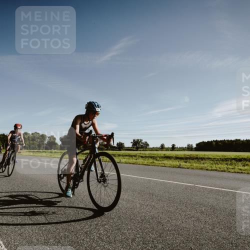 07.09.2025 - 19. Norderstedt Triathlon Michael Burmester http://msf.ph/oto/8849189 07.09.2025 09:38:51 Radfahren 562, 609 meine-sportfotos.de