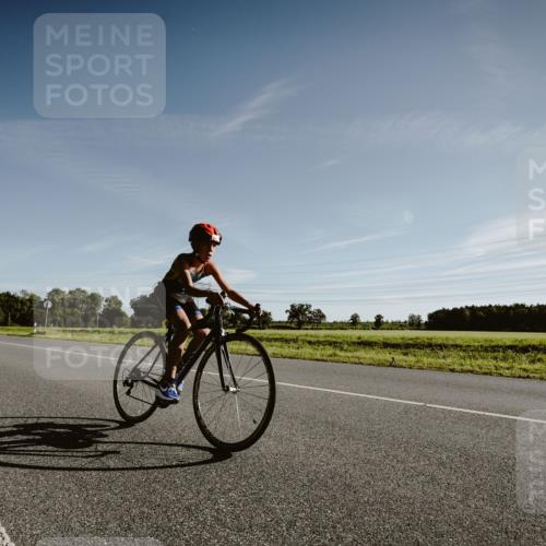 07.09.2025 - 19. Norderstedt Triathlon Michael Burmester http://msf.ph/oto/8849193 07.09.2025 09:38:52 Radfahren 562, 591, 609 meine-sportfotos.de