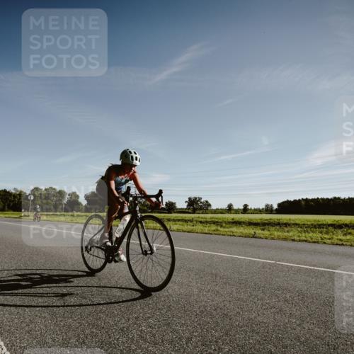 07.09.2025 - 19. Norderstedt Triathlon Michael Burmester http://msf.ph/oto/8849234 07.09.2025 09:39:37 Radfahren 566, 603, 618 meine-sportfotos.de