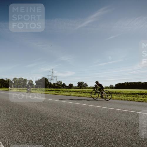 07.09.2025 - 19. Norderstedt Triathlon Michael Burmester http://msf.ph/oto/8849348 07.09.2025 09:41:28 Radfahren 615 meine-sportfotos.de