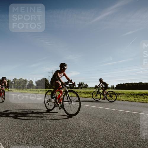 07.09.2025 - 19. Norderstedt Triathlon Michael Burmester http://msf.ph/oto/8849389 07.09.2025 09:43:01 Radfahren 579, 596 meine-sportfotos.de