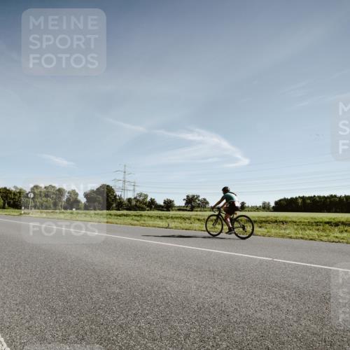 07.09.2025 - 19. Norderstedt Triathlon Michael Burmester http://msf.ph/oto/8849456 07.09.2025 10:20:59 Radfahren 1147 meine-sportfotos.de