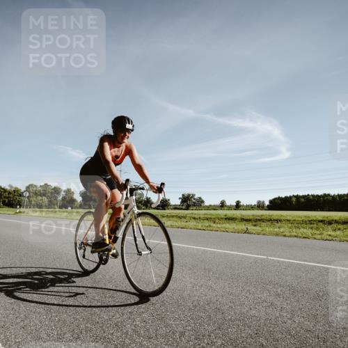07.09.2025 - 19. Norderstedt Triathlon Michael Burmester http://msf.ph/oto/8849512 07.09.2025 10:25:20 Radfahren 1144 meine-sportfotos.de