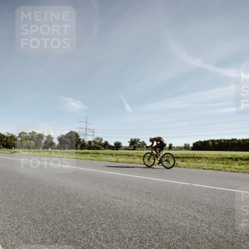 07.09.2025 - 19. Norderstedt Triathlon Michael Burmester http://msf.ph/oto/8849588 07.09.2025 10:30:02 Radfahren  meine-sportfotos.de
