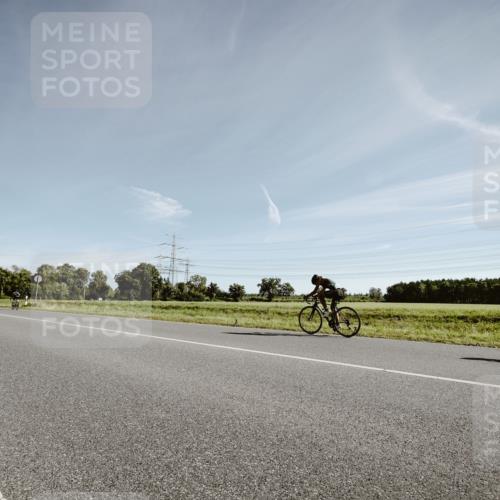 07.09.2025 - 19. Norderstedt Triathlon Michael Burmester http://msf.ph/oto/8849654 07.09.2025 10:31:21 Radfahren  meine-sportfotos.de