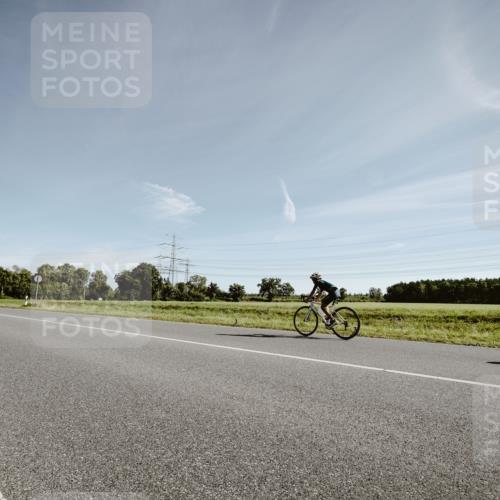 07.09.2025 - 19. Norderstedt Triathlon Michael Burmester http://msf.ph/oto/8849681 07.09.2025 10:32:27 Radfahren  meine-sportfotos.de