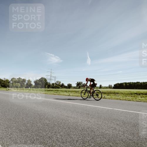 07.09.2025 - 19. Norderstedt Triathlon Michael Burmester http://msf.ph/oto/8849716 07.09.2025 10:33:16 Radfahren  meine-sportfotos.de