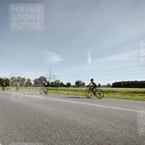 07.09.2025 - 19. Norderstedt Triathlon Michael Burmester http://msf.ph/oto/8849738 07.09.2025 10:33:40 Radfahren  meine-sportfotos.de