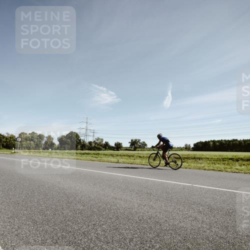 07.09.2025 - 19. Norderstedt Triathlon Michael Burmester http://msf.ph/oto/8849748 07.09.2025 10:35:20 Radfahren  meine-sportfotos.de