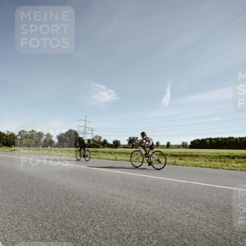 07.09.2025 - 19. Norderstedt Triathlon Michael Burmester http://msf.ph/oto/8849754 07.09.2025 10:35:29 Radfahren  meine-sportfotos.de