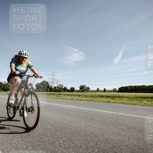 07.09.2025 - 19. Norderstedt Triathlon Michael Burmester http://msf.ph/oto/8849860 07.09.2025 10:37:54 Radfahren 68, 86, 648, 1112 meine-sportfotos.de