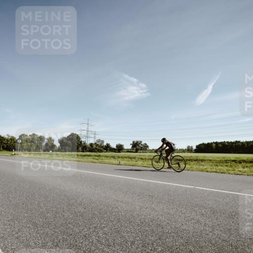 07.09.2025 - 19. Norderstedt Triathlon Michael Burmester http://msf.ph/oto/8849887 07.09.2025 10:38:45 Radfahren  meine-sportfotos.de