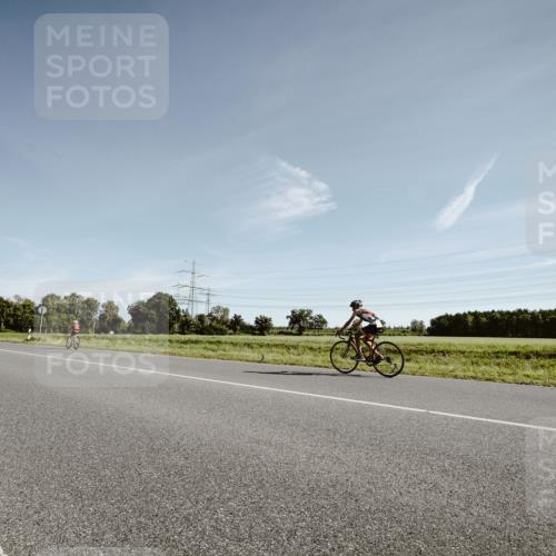 07.09.2025 - 19. Norderstedt Triathlon Michael Burmester http://msf.ph/oto/8849896 07.09.2025 10:39:03 Radfahren 676 meine-sportfotos.de