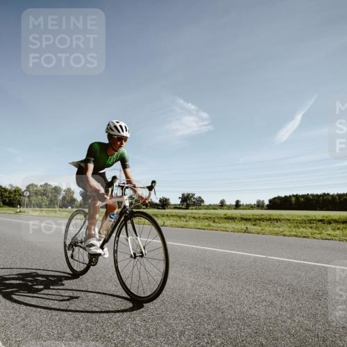 07.09.2025 - 19. Norderstedt Triathlon Michael Burmester http://msf.ph/oto/8849905 07.09.2025 10:39:19 Radfahren 87, 661, 684 meine-sportfotos.de