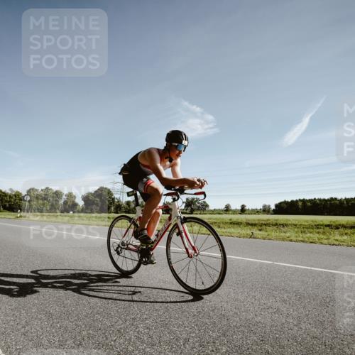 07.09.2025 - 19. Norderstedt Triathlon Michael Burmester http://msf.ph/oto/8849908 07.09.2025 10:39:22 Radfahren 661, 684 meine-sportfotos.de