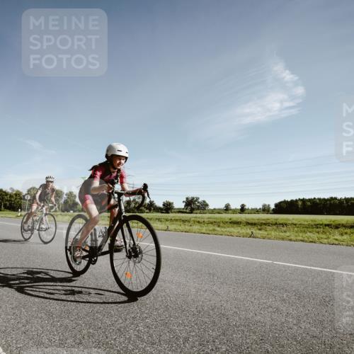 07.09.2025 - 19. Norderstedt Triathlon Michael Burmester http://msf.ph/oto/8850089 07.09.2025 10:44:09 Radfahren 74, 79 meine-sportfotos.de