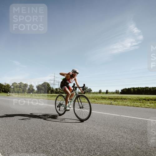 07.09.2025 - 19. Norderstedt Triathlon Michael Burmester http://msf.ph/oto/8850123 07.09.2025 10:44:55 Radfahren 92 meine-sportfotos.de
