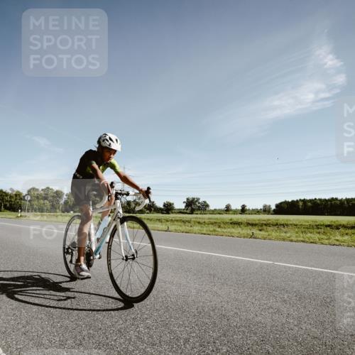 07.09.2025 - 19. Norderstedt Triathlon Michael Burmester http://msf.ph/oto/8850135 07.09.2025 10:45:39 Radfahren 110, 650 meine-sportfotos.de