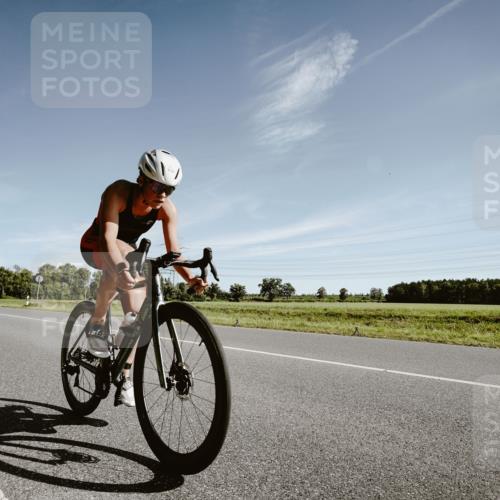 07.09.2025 - 19. Norderstedt Triathlon Michael Burmester http://msf.ph/oto/8850204 07.09.2025 11:01:51 Radfahren 1163, 1191 meine-sportfotos.de