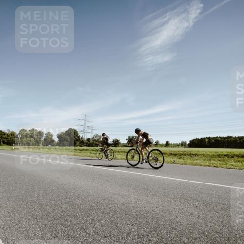 07.09.2025 - 19. Norderstedt Triathlon Michael Burmester http://msf.ph/oto/8850231 07.09.2025 11:03:04 Radfahren 225 meine-sportfotos.de