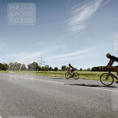 07.09.2025 - 19. Norderstedt Triathlon Michael Burmester http://msf.ph/oto/8850243 07.09.2025 11:03:20 Radfahren 231, 1335 meine-sportfotos.de