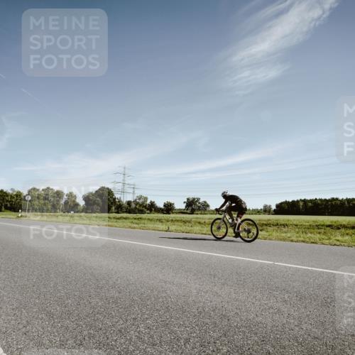 07.09.2025 - 19. Norderstedt Triathlon Michael Burmester http://msf.ph/oto/8850309 07.09.2025 11:04:24 Radfahren  meine-sportfotos.de