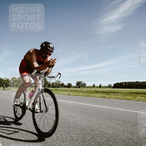 07.09.2025 - 19. Norderstedt Triathlon Michael Burmester http://msf.ph/oto/8850315 07.09.2025 11:04:56 Radfahren 238 meine-sportfotos.de