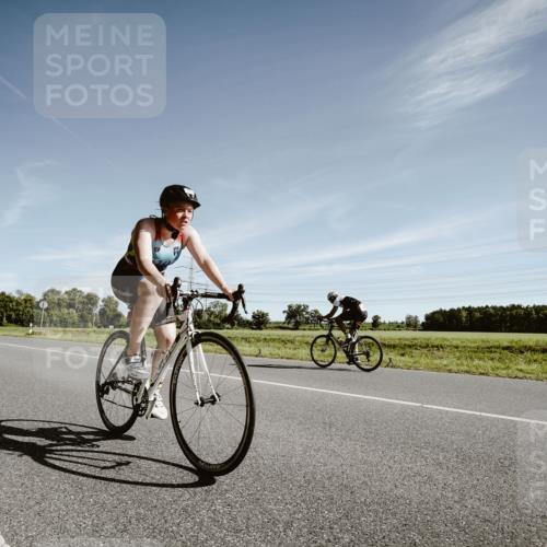 07.09.2025 - 19. Norderstedt Triathlon Michael Burmester http://msf.ph/oto/8850354 07.09.2025 11:06:02 Radfahren 204, 1167 meine-sportfotos.de