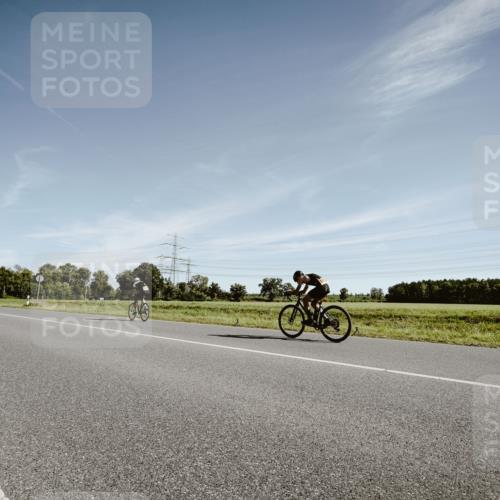 07.09.2025 - 19. Norderstedt Triathlon Michael Burmester http://msf.ph/oto/8850357 07.09.2025 11:06:03 Radfahren 204, 1167 meine-sportfotos.de
