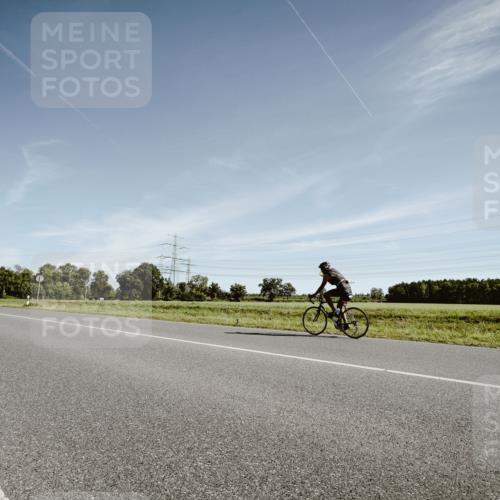 07.09.2025 - 19. Norderstedt Triathlon Michael Burmester http://msf.ph/oto/8850426 07.09.2025 11:07:01 Radfahren  meine-sportfotos.de
