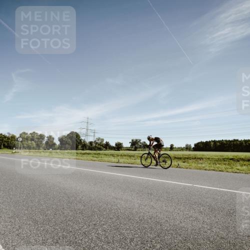 07.09.2025 - 19. Norderstedt Triathlon Michael Burmester http://msf.ph/oto/8850432 07.09.2025 11:07:10 Radfahren  meine-sportfotos.de