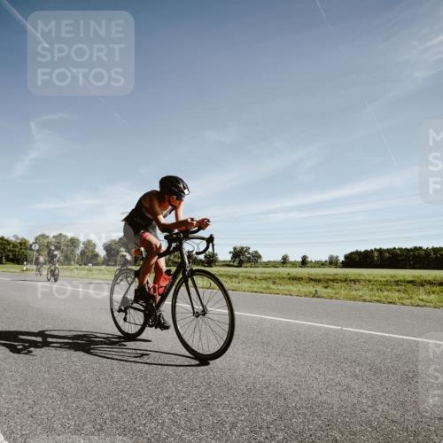 07.09.2025 - 19. Norderstedt Triathlon Michael Burmester http://msf.ph/oto/8850496 07.09.2025 11:08:22 Radfahren 1164, 1170 meine-sportfotos.de