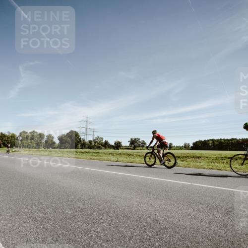 07.09.2025 - 19. Norderstedt Triathlon Michael Burmester http://msf.ph/oto/8850544 07.09.2025 11:08:51 Radfahren 276, 1193 meine-sportfotos.de