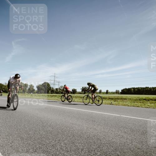 07.09.2025 - 19. Norderstedt Triathlon Michael Burmester http://msf.ph/oto/8850549 07.09.2025 11:08:51 Radfahren 276, 1193 meine-sportfotos.de