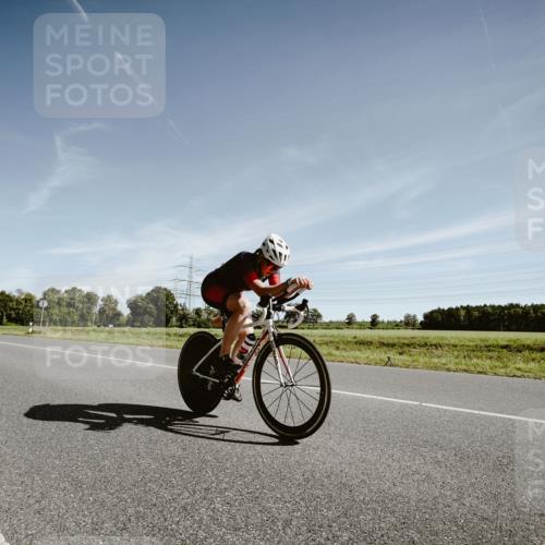 07.09.2025 - 19. Norderstedt Triathlon Michael Burmester http://msf.ph/oto/8850618 07.09.2025 11:09:57 Radfahren 834, 1181 meine-sportfotos.de