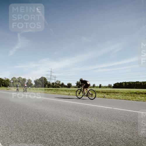 07.09.2025 - 19. Norderstedt Triathlon Michael Burmester http://msf.ph/oto/8850687 07.09.2025 11:10:53 Radfahren 1182 meine-sportfotos.de