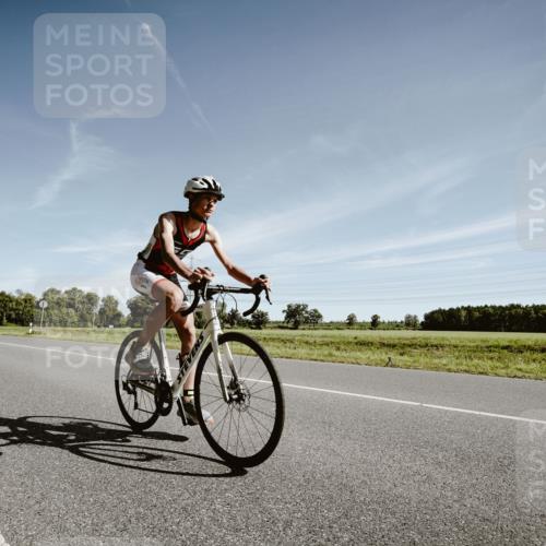 07.09.2025 - 19. Norderstedt Triathlon Michael Burmester http://msf.ph/oto/8850713 07.09.2025 11:11:08 Radfahren 1183 meine-sportfotos.de
