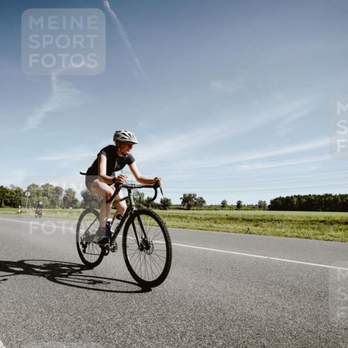 07.09.2025 - 19. Norderstedt Triathlon Michael Burmester http://msf.ph/oto/8850742 07.09.2025 11:11:55 Radfahren 1257, 1314 meine-sportfotos.de