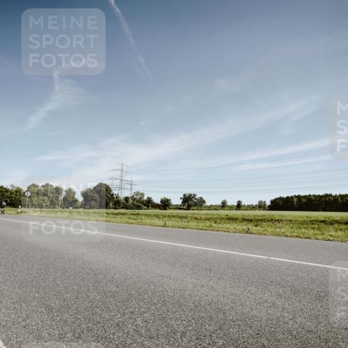 07.09.2025 - 19. Norderstedt Triathlon Michael Burmester http://msf.ph/oto/8850746 07.09.2025 11:12:08 Radfahren  meine-sportfotos.de
