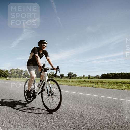 07.09.2025 - 19. Norderstedt Triathlon Michael Burmester http://msf.ph/oto/8850905 07.09.2025 11:13:01 Radfahren 306, 1152 meine-sportfotos.de