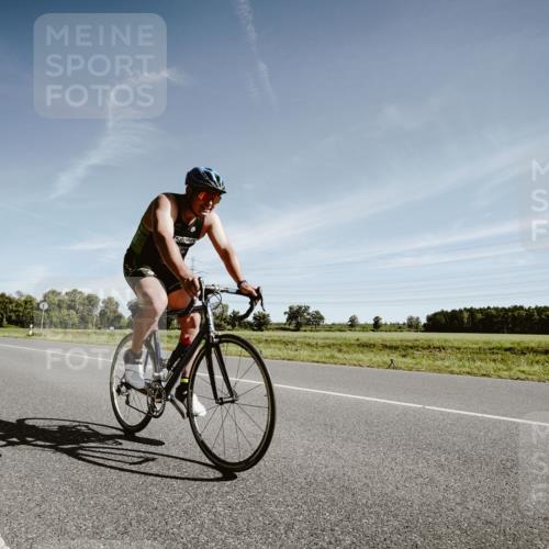 07.09.2025 - 19. Norderstedt Triathlon Michael Burmester http://msf.ph/oto/8850926 07.09.2025 11:13:31 Radfahren 203, 796, 806 meine-sportfotos.de