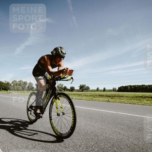 07.09.2025 - 19. Norderstedt Triathlon Michael Burmester http://msf.ph/oto/8850933 07.09.2025 11:13:40 Radfahren 225 meine-sportfotos.de