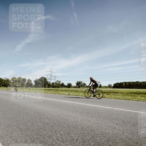 07.09.2025 - 19. Norderstedt Triathlon Michael Burmester http://msf.ph/oto/8850967 07.09.2025 11:14:08 Radfahren  meine-sportfotos.de